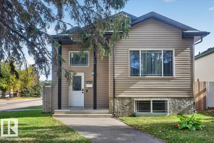 11947 67 ST NW, Edmonton, Alberta T5B1M2