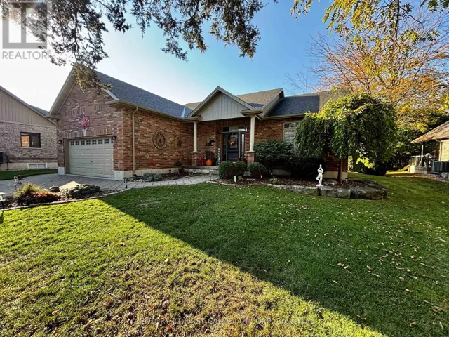 10159 MEADOWLILY CRESCENT, Lambton Shores (Grand Bend), Ontario N0M1T0