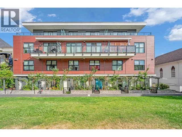 302 218 CARNARVON STREET, New Westminster, British Columbia V3L1B8