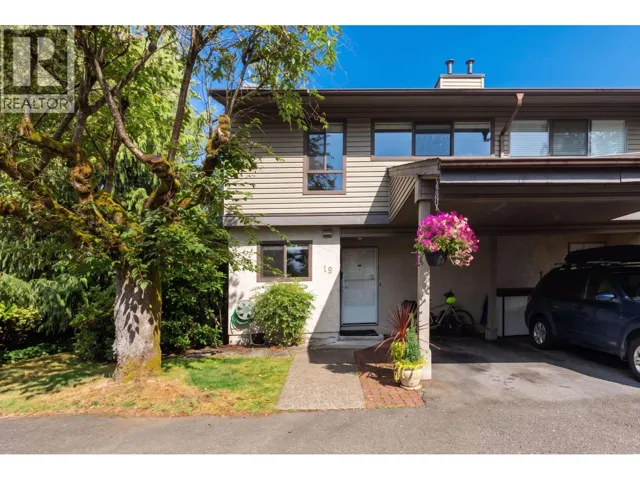 1174 INLET STREET, Coquitlam, British Columbia V3B6E4
