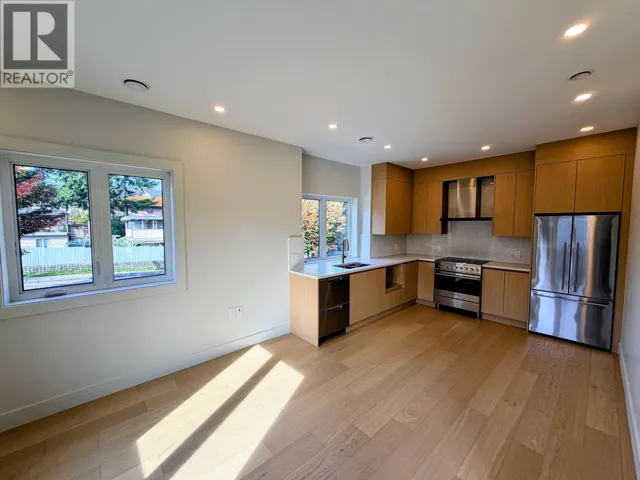 3430 KNIGHT STREET, Vancouver, British Columbia V5N0K4