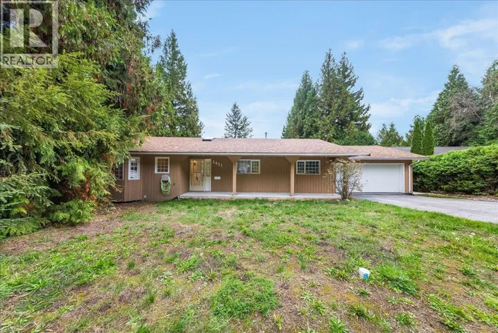 2421 12th Avenue, Castlegar, British Columbia V1N4A9