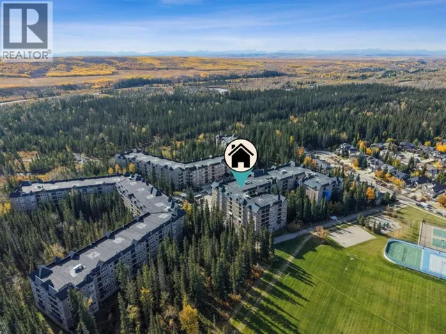 103, 30 Discovery Ridge Close SW, Calgary, Alberta T3H5X5