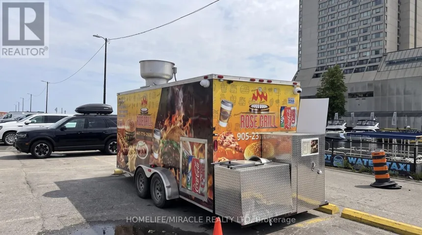 7 QUEENS QUAY, Toronto (Waterfront Communities), Ontario M5E0A4