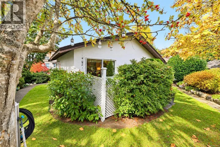 2 278 Island Hwy, View Royal, British Columbia V9B1G5