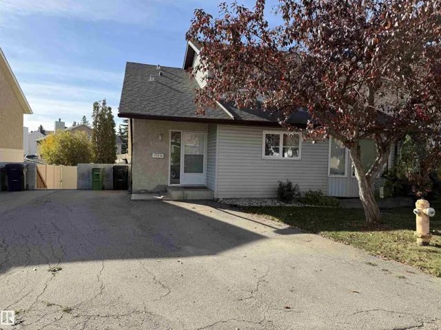 9561A 180A ST NW, Edmonton, Alberta T5T2Z4