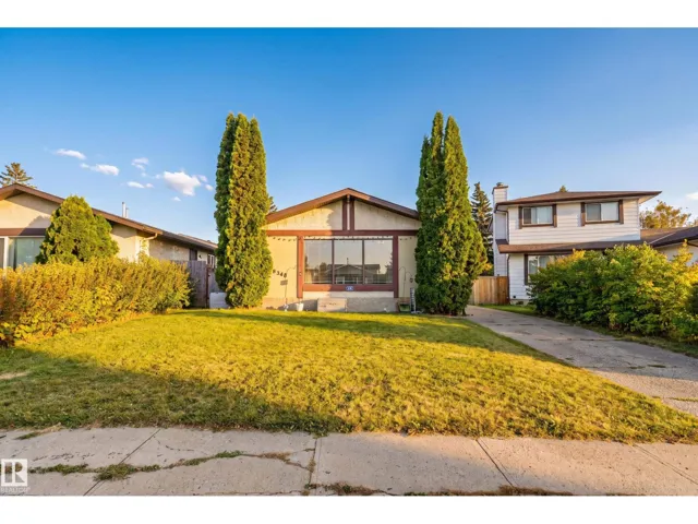3819 17A AV NW, Edmonton, Alberta T6L2R3