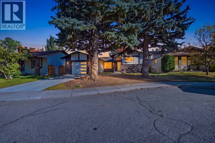 460 Queensland Place SE, Calgary, Alberta T2J5C9