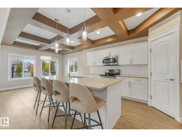 2304 89 ST SW, Edmonton, Alberta T6X2C3