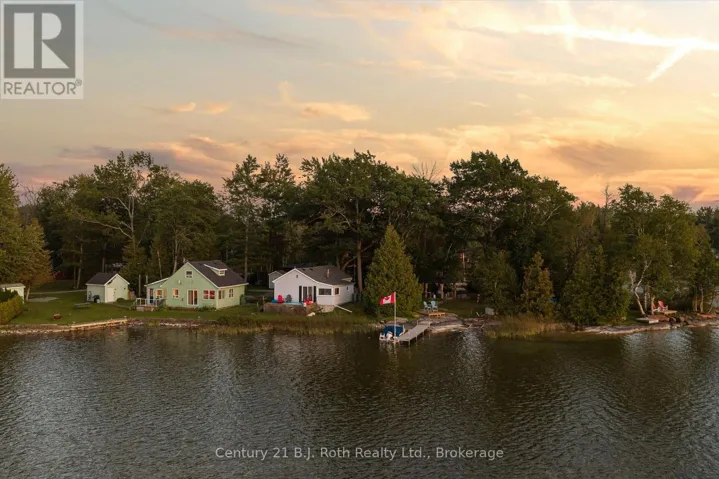 Two cottages on just under 2 acres