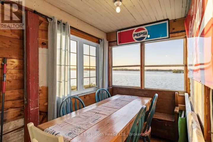 waterviews from every window