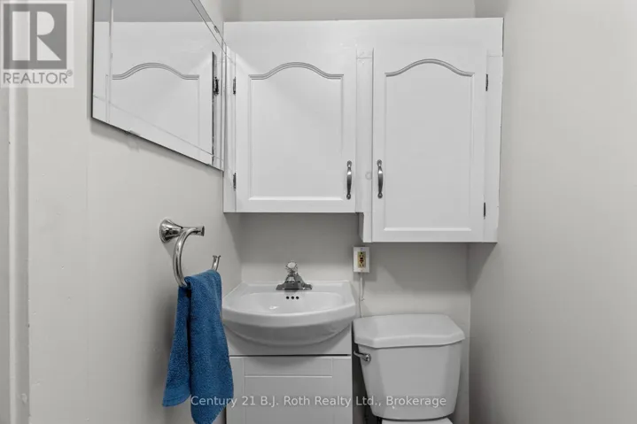 3 piece bathroom
