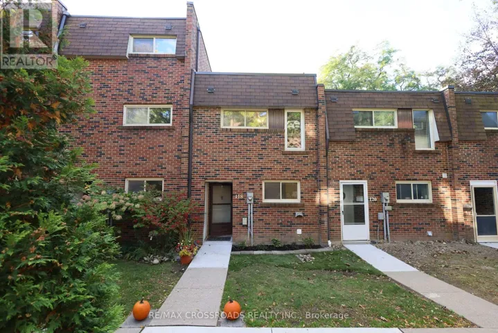 3 - 118 WALES AVENUE, Markham (Old Markham Village), Ontario L3P3K2