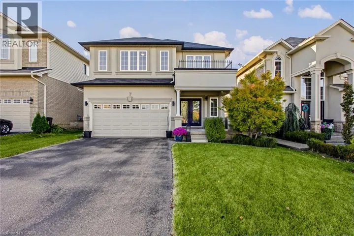7 LAMPMAN Drive, Grimsby, Ontario L3M0E3