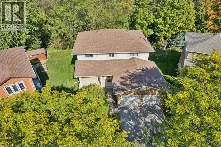 42 MITTON Place, Kitchener, Ontario N2R1B4