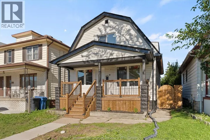 930 Elsmere, Windsor, Ontario N9A2A9