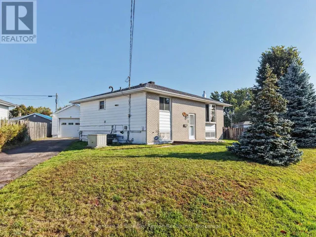 58 VAN HORNE CRESCENT, North Bay (Ferris), Ontario P1A1G3