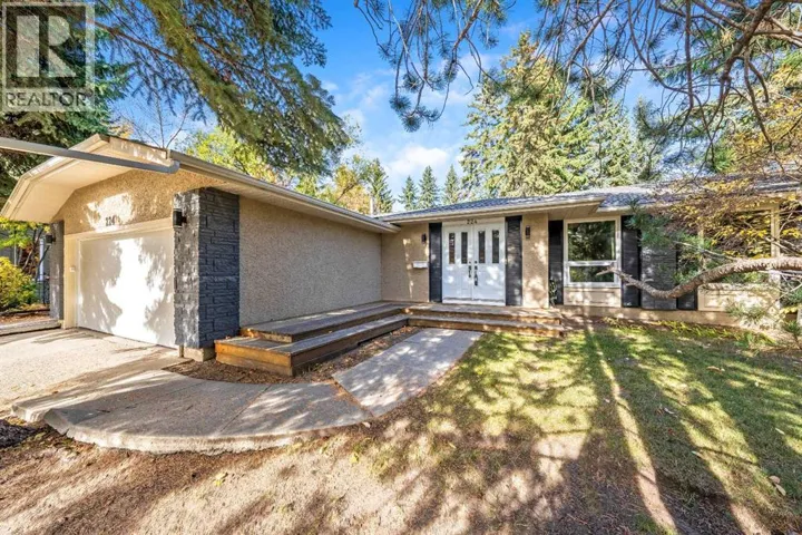 224 Varsity Crescent NW, Calgary, Alberta T3B2Z6