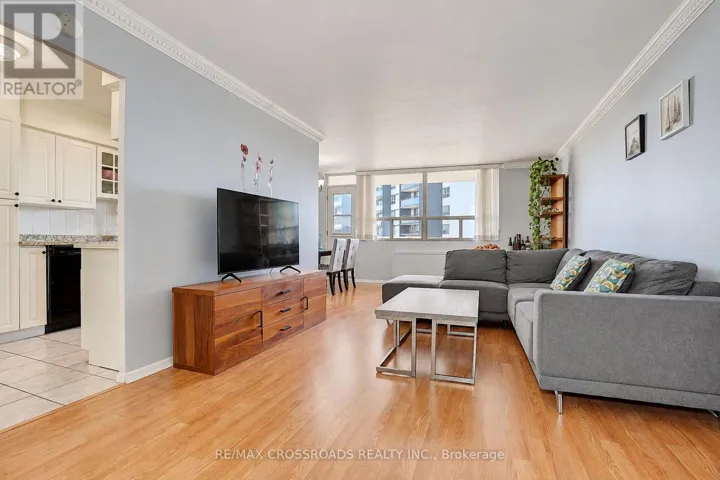 301 - 3420 EGLINTON AVENUE E, Toronto (Scarborough Village), Ontario M1J2H9