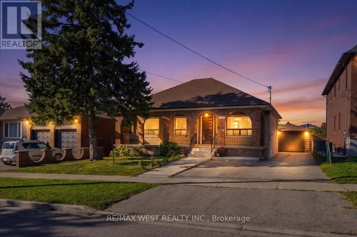 198 RUSTIC ROAD, Toronto (Rustic), Ontario M6L1W4