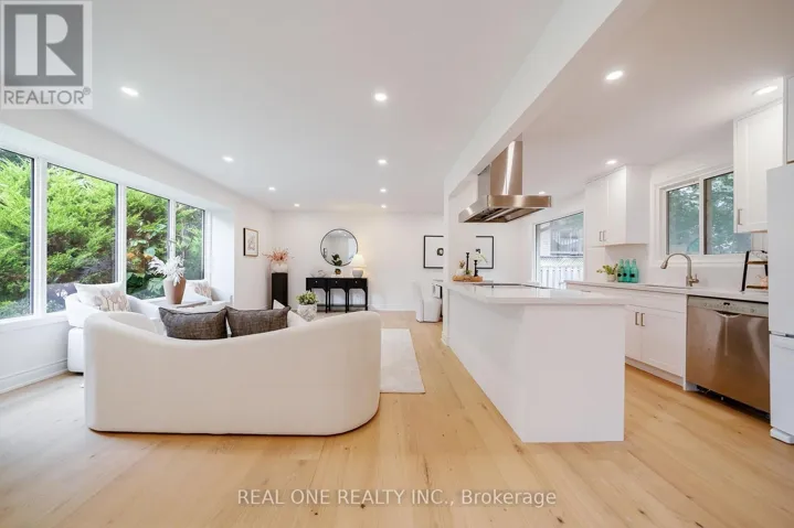 3148 BENTWORTH DRIVE, Burlington (Palmer), Ontario L7M1M2