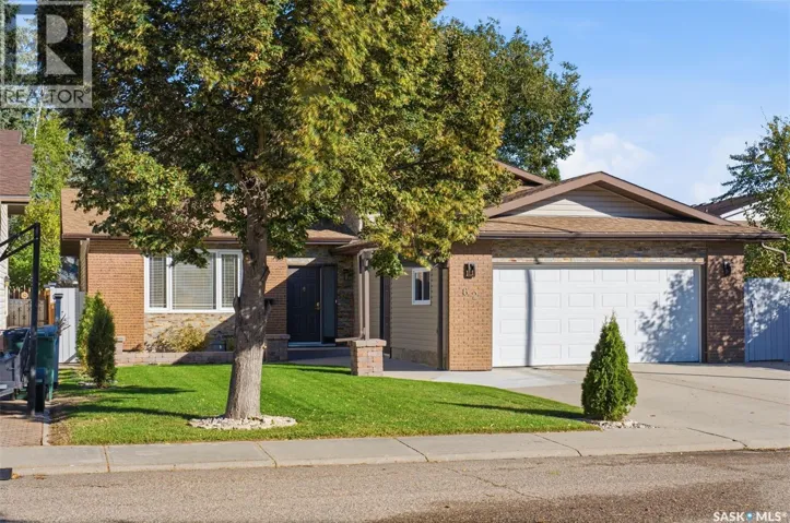 62 Chomyn CRESCENT, Saskatoon, Saskatchewan S7K7R5