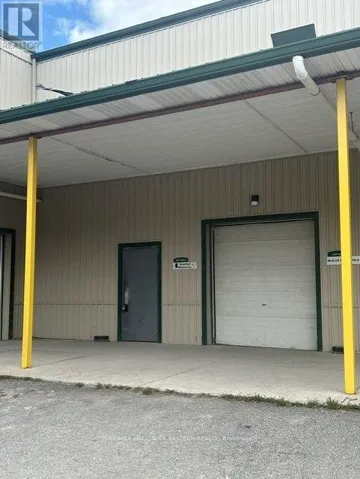 #7 - 910 HIGH STREET, Peterborough (Otonabee Ward 1), Ontario K9J5R2
