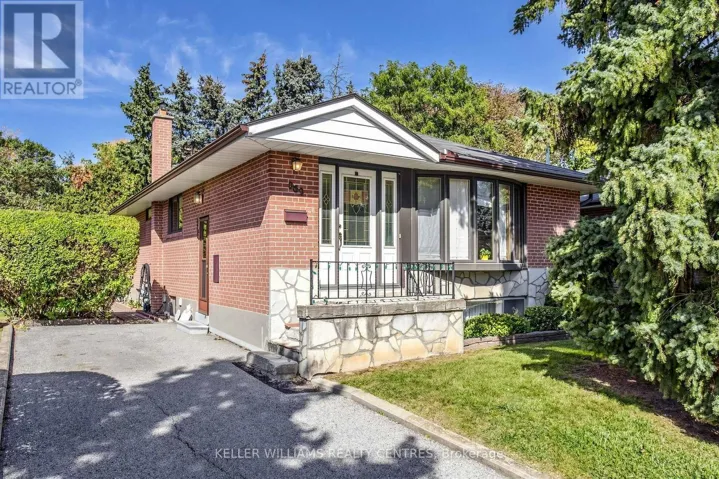 369 OSIRIS DRIVE, Richmond Hill (Crosby), Ontario L4C2P6