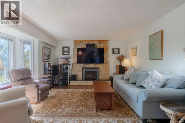1855 Sandra Pl, Duncan, British Columbia V9L5A4