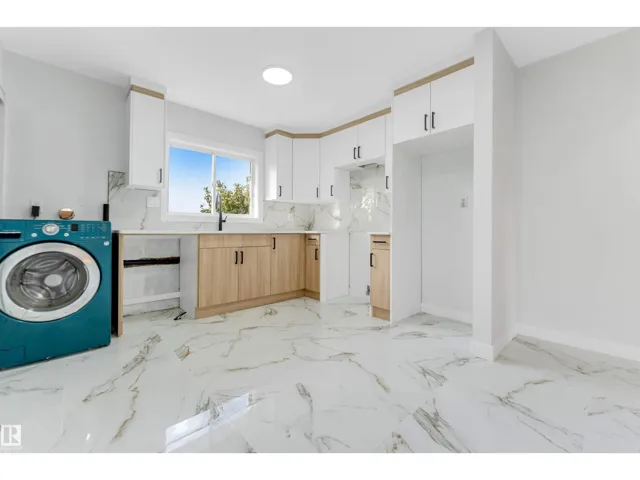 3432 60 ST NW, Edmonton, Alberta T6L1E2