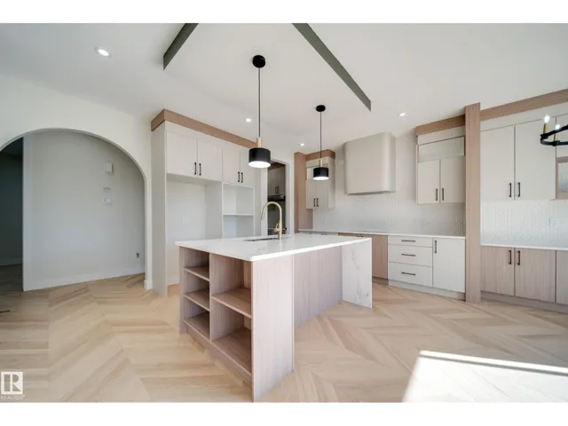 8523 183 AV NW, Edmonton, Alberta T5Z0G6