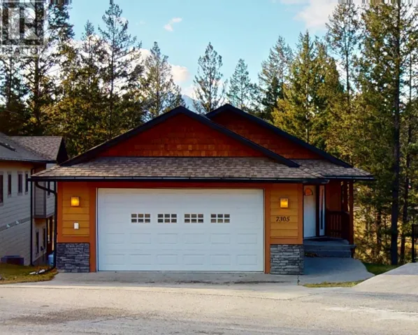 7305 Copperhorn Drive, Radium Hot Springs, British Columbia V0A1M0