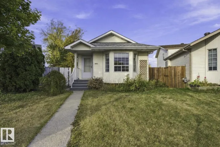 4423 36A ST NW, Edmonton, Alberta T6L6K5