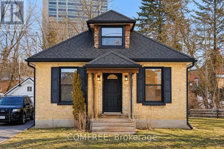 2 ESSON STREET, Kitchener, Ontario N2M2T9