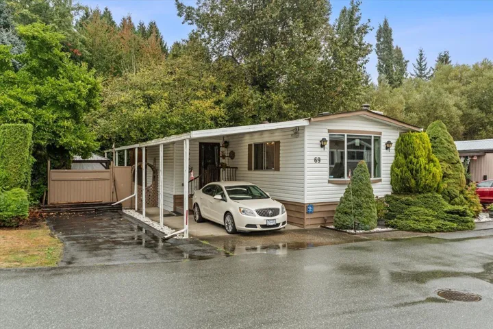 69 3300 HORN STREET, Abbotsford, British Columbia V2S7Y5