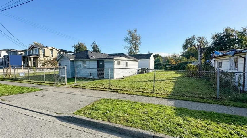 12666 114 AVENUE, Surrey, British Columbia V3V3N9