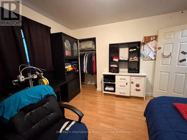 780