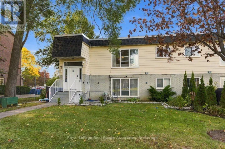 1-4 - 540 MARY STREET E, Whitby (Downtown Whitby), Ontario L1N2R1