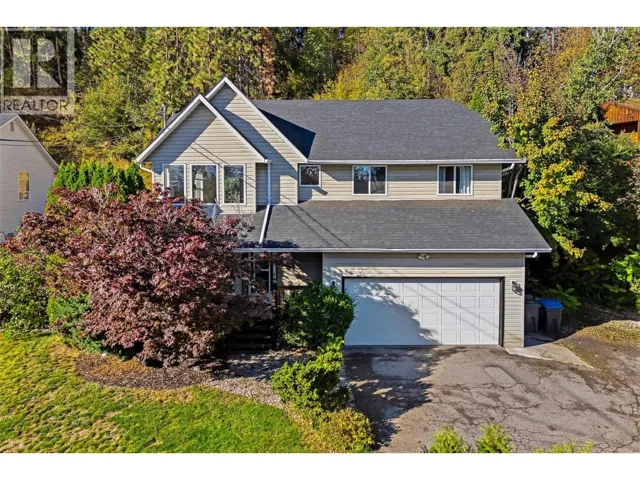 3220 McIver Road, West Kelowna, British Columbia V4T1G1