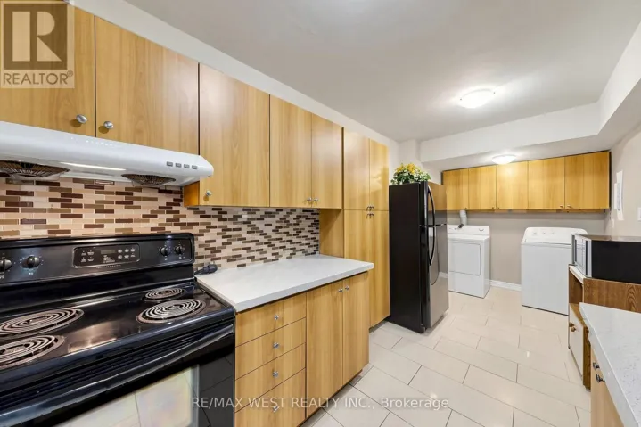 102 - 370 DIXON ROAD, Toronto (Kingsview Village-The Westway), Ontario M9R1T2