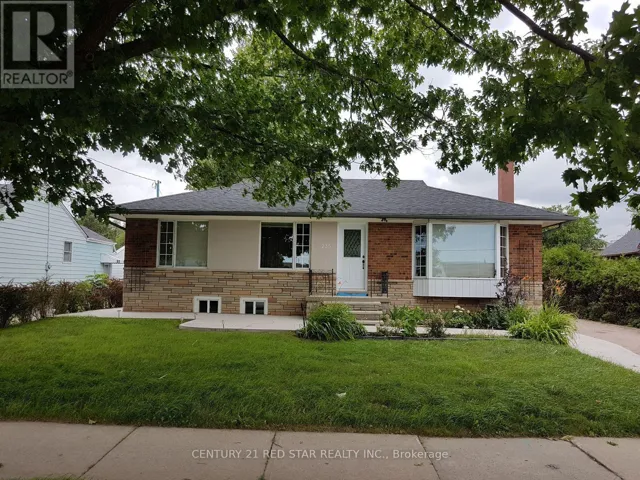 MAIN - 235 MARY STREET, Oakville (CO Central), Ontario L6K1S5