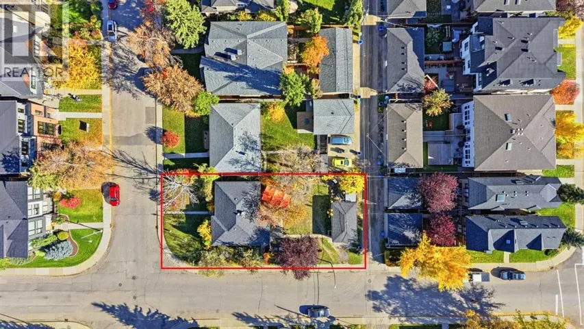 704 33 Street NW, Calgary, Alberta T2N2W6