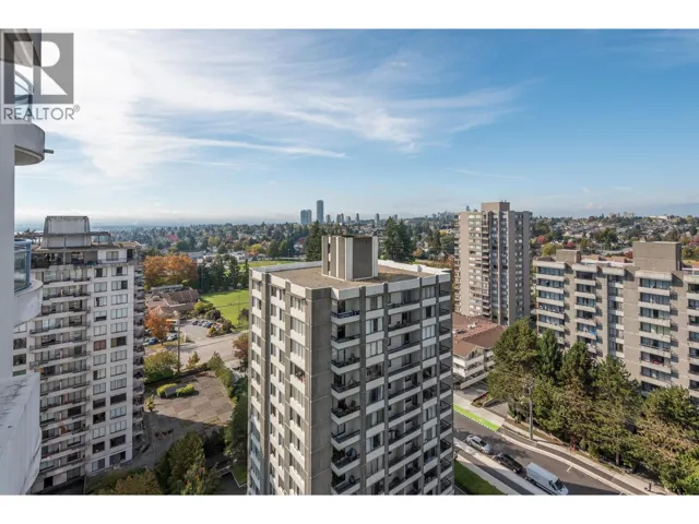 1701 739 PRINCESS STREET, New Westminster, British Columbia V3M6V6