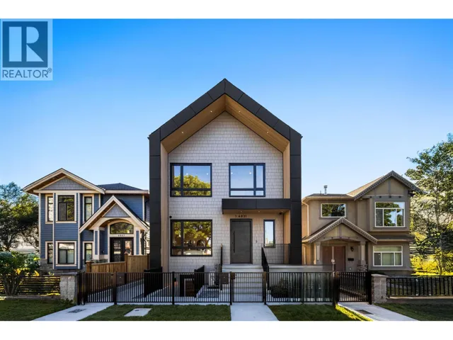 2 6831 SALISBURY AVENUE, Burnaby, British Columbia V5E2Z4