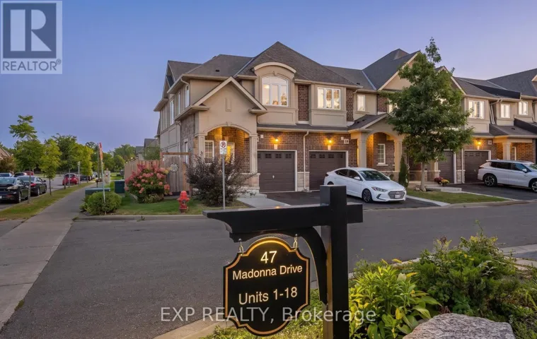 10 - 47 MADONNA DRIVE, Hamilton (Hamilton Beach), Ontario L9B0H2