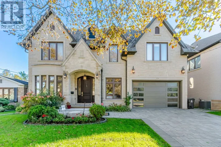 154 BURBANK DRIVE, Toronto (Bayview Village), Ontario M2K1P1