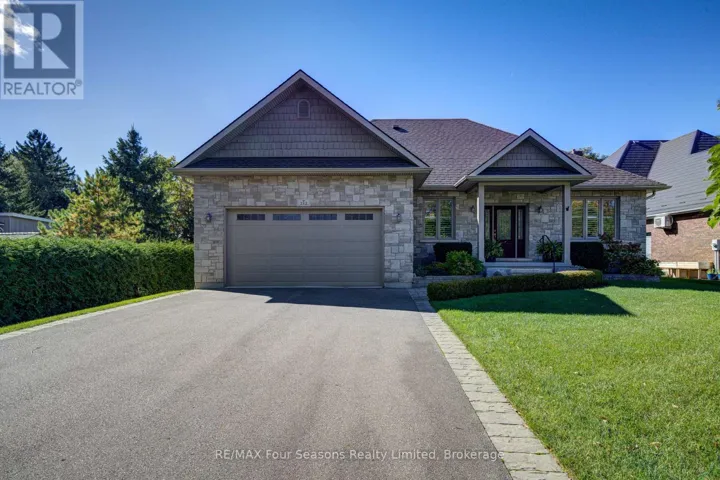 212 PEARSON STREET, Meaford, Ontario N4L1Y4