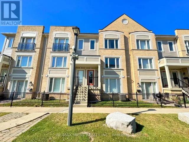 136 - 60 FAIRWOOD CIRCLE, Brampton (Sandringham-Wellington), Ontario L6R0Y6