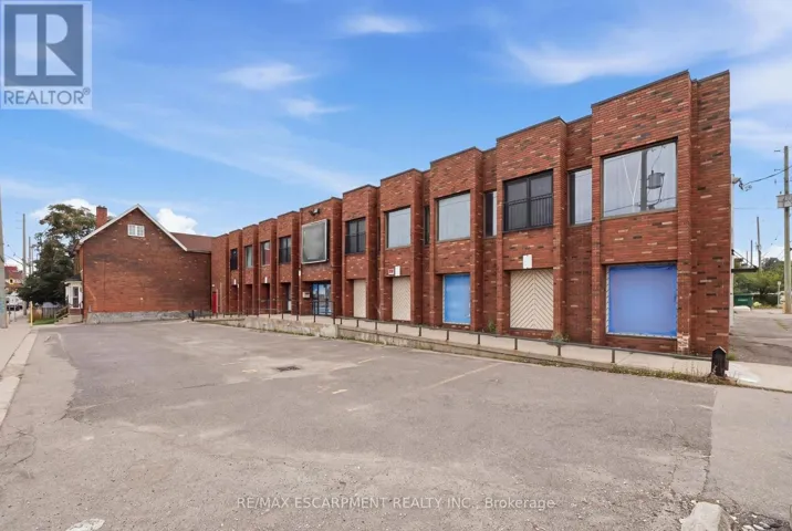 98 BARTON STREET E, Hamilton (Beasley), Ontario L8L2V9