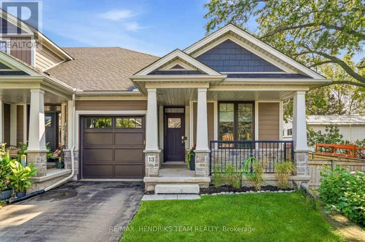 13 TURBINIA COURT, Grimsby (Grimsby East), Ontario L3M0H8